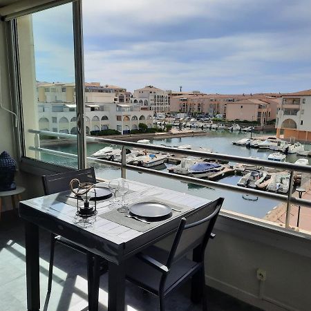 Charmant T2 Vue Marina Plages A Pied Sete Exterior photo